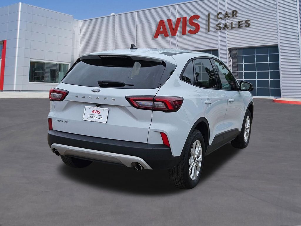 Thumbnail: 2025 Ford Escape - 6