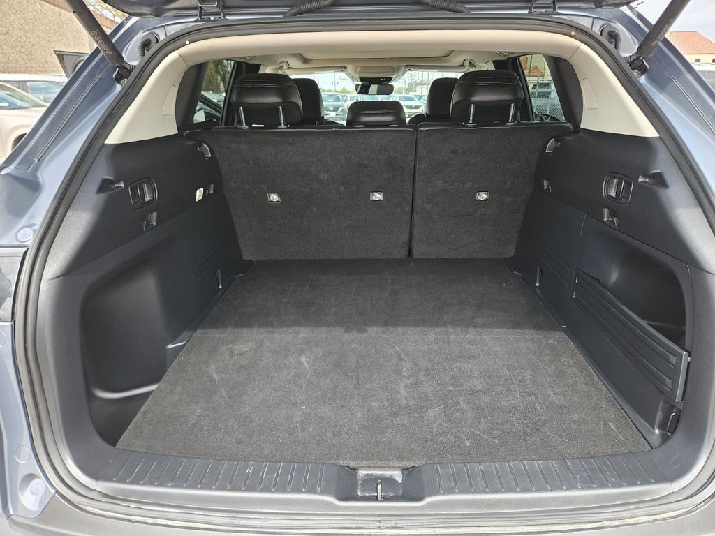 Thumbnail: 2025 Mazda CX-50 - 24