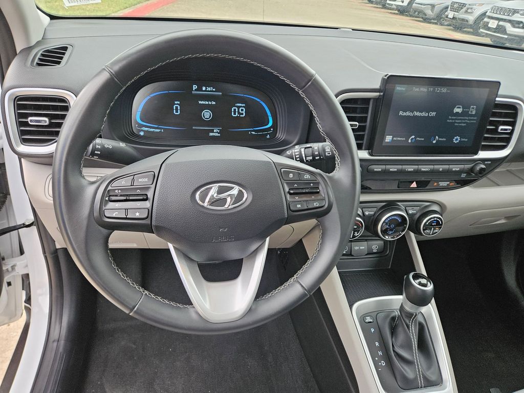 Thumbnail: 2025 Hyundai Venue - 17