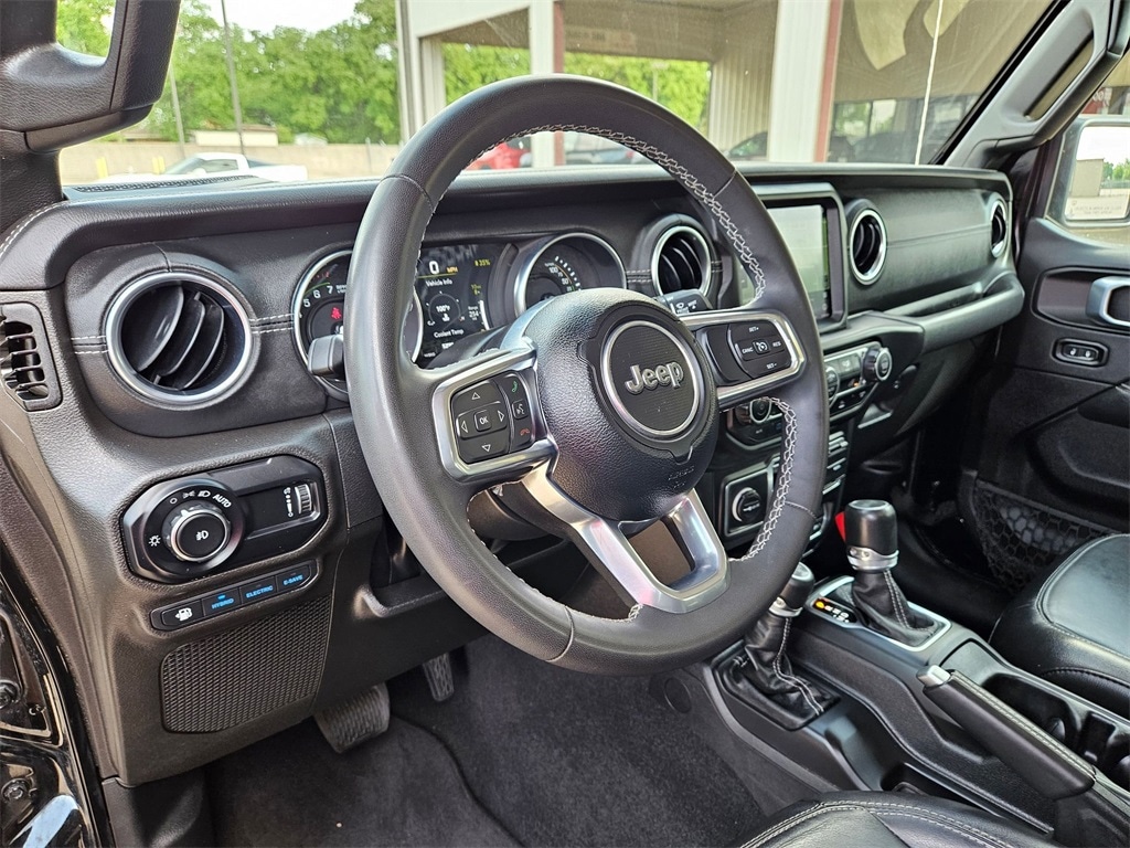 2023 Jeep Wrangler Sahara 15