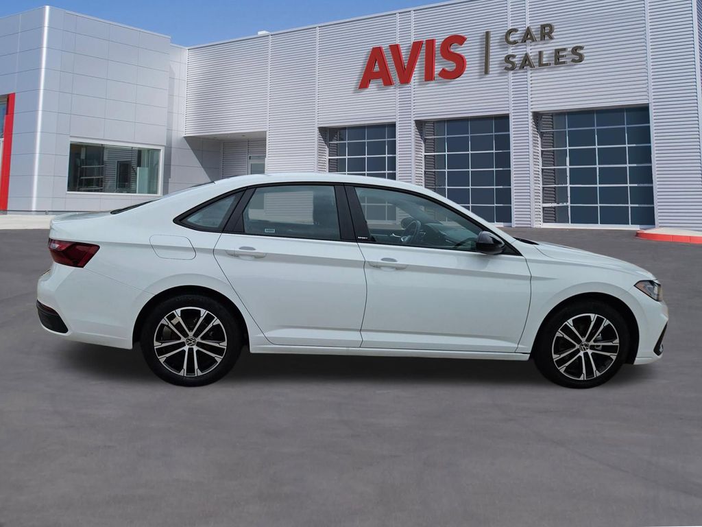 Thumbnail: 2025 Volkswagen Jetta - 7