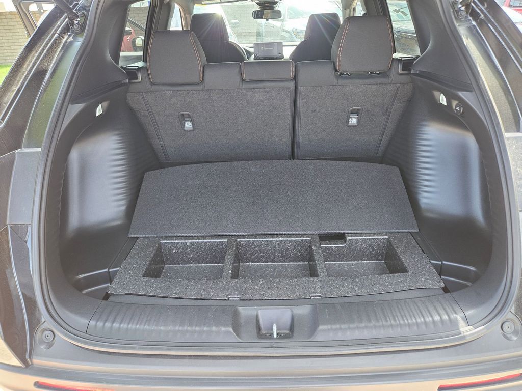 Thumbnail: 2025 Honda HR-V - 24