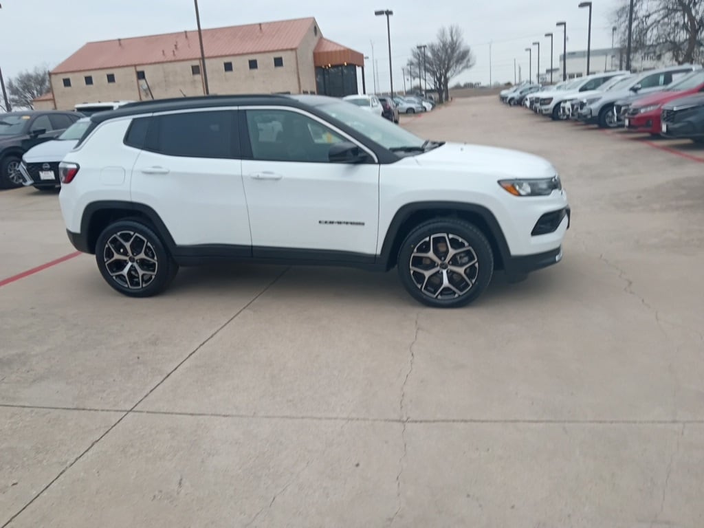 Thumbnail: 2025 Jeep Compass - 7