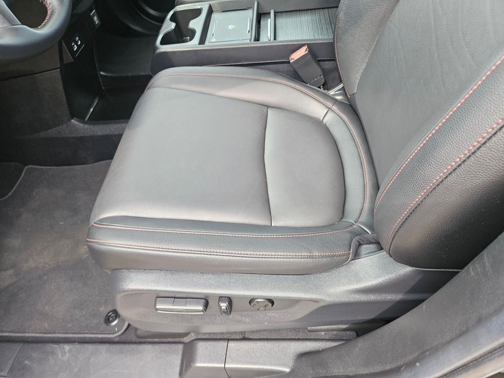 Thumbnail: 2025 Honda Odyssey - 13