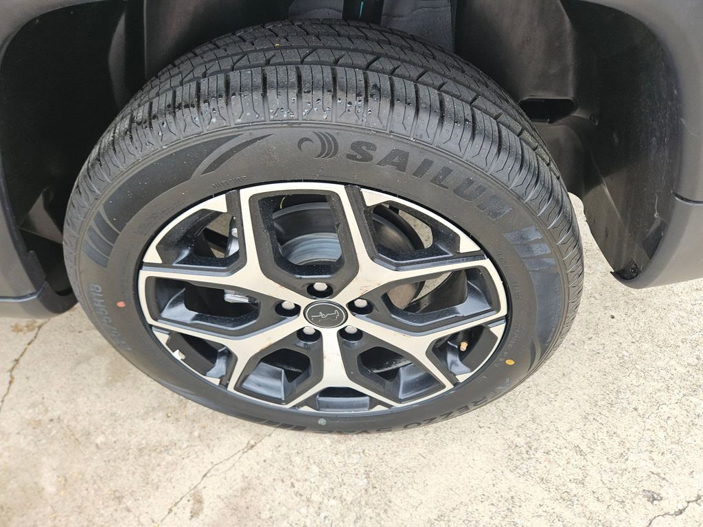 Thumbnail: 2025 Jeep Compass - 25