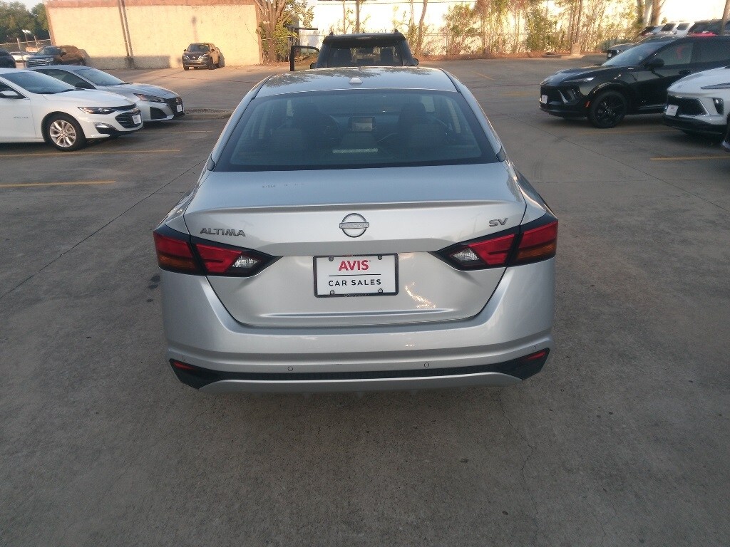 Thumbnail: 2024 Nissan Altima - 6