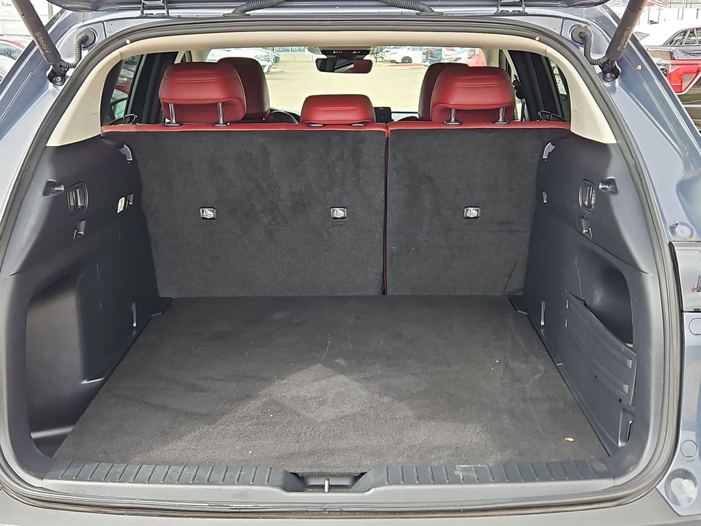 Thumbnail: 2025 Mazda CX-50 - 28