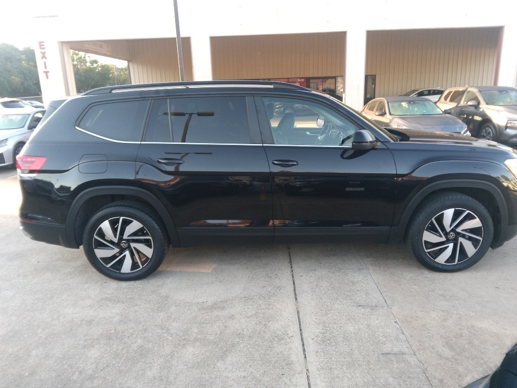 Thumbnail: 2025 Volkswagen Atlas - 8