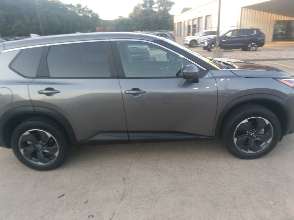Thumbnail: 2024 Nissan Rogue - 7
