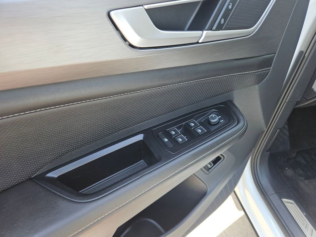 Thumbnail: 2025 Volkswagen Atlas - 13