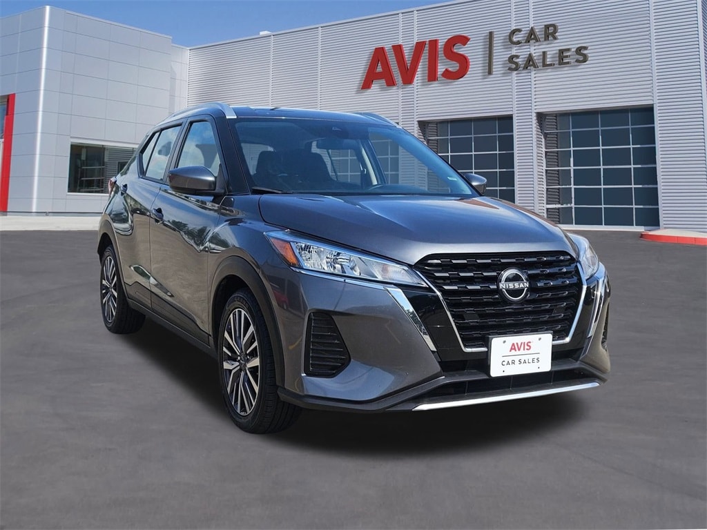 Thumbnail: 2024 Nissan Kicks - 3