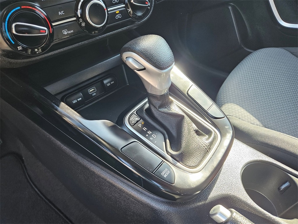 Thumbnail: 2023 Kia Soul - 25