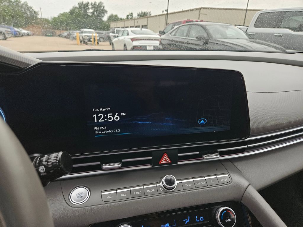Thumbnail: 2025 Hyundai Elantra - 21