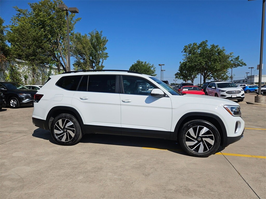 Thumbnail: 2025 Volkswagen Atlas - 4