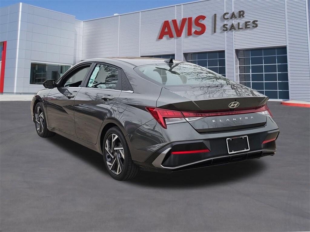 Thumbnail: 2025 Hyundai Elantra - 3