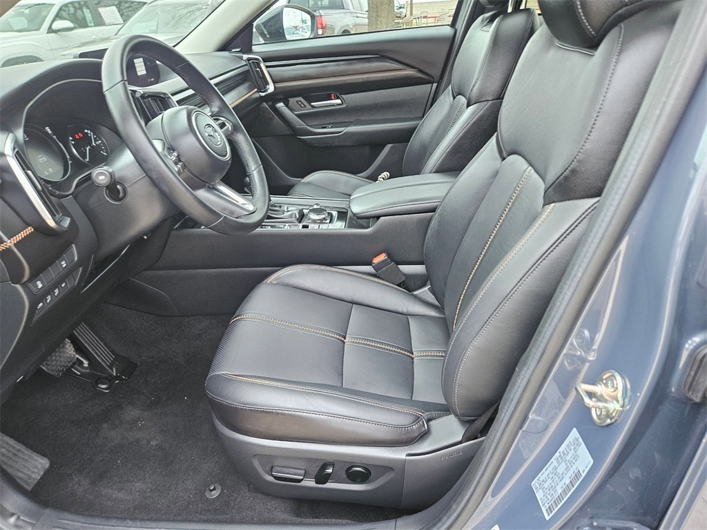 Thumbnail: 2025 Mazda CX-50 - 11