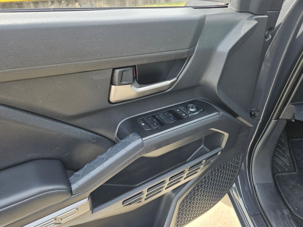 Thumbnail: 2025 Toyota Tacoma - 15