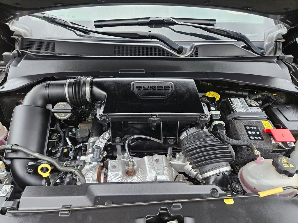 Thumbnail: 2025 Jeep Compass - 24