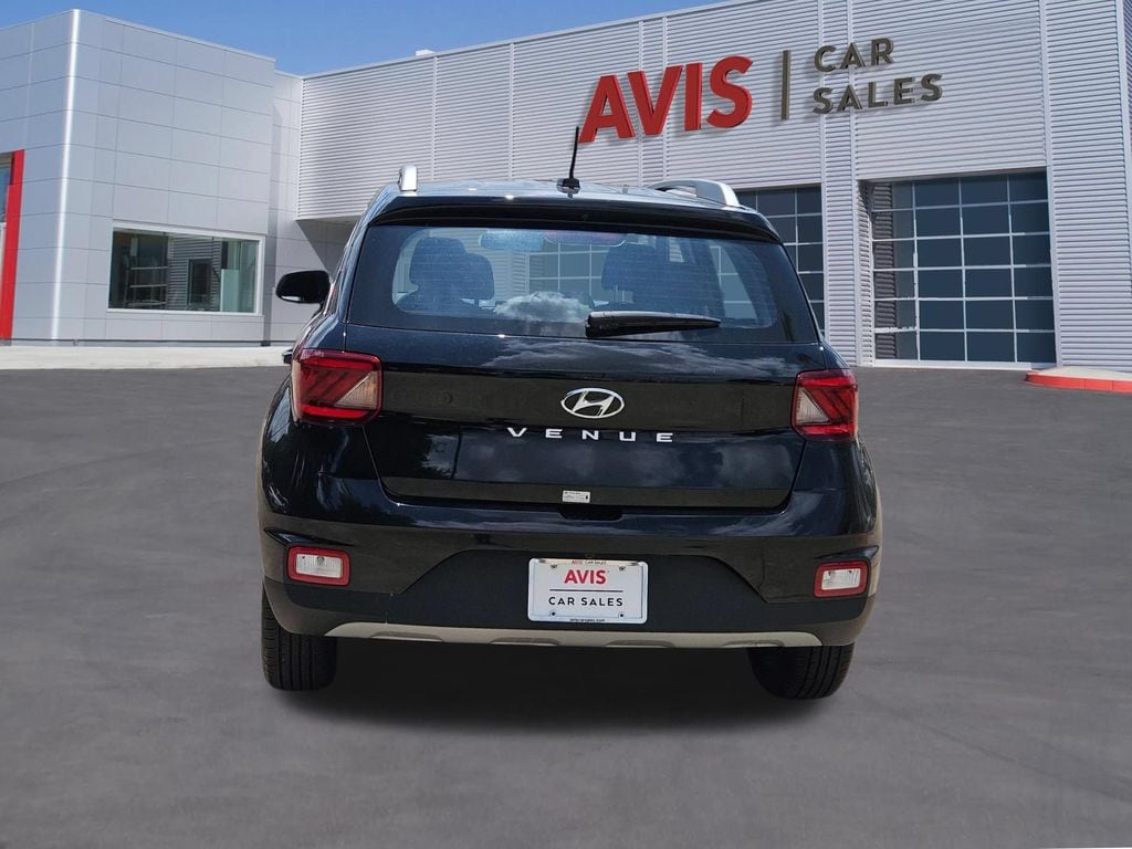 Thumbnail: 2025 Hyundai Venue - 5