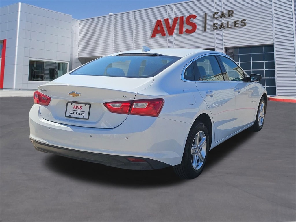 Thumbnail: 2024 Chevrolet Malibu - 6