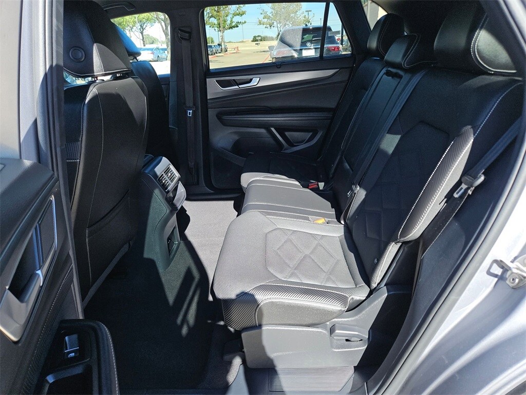 Thumbnail: 2025 Volkswagen Atlas - 26