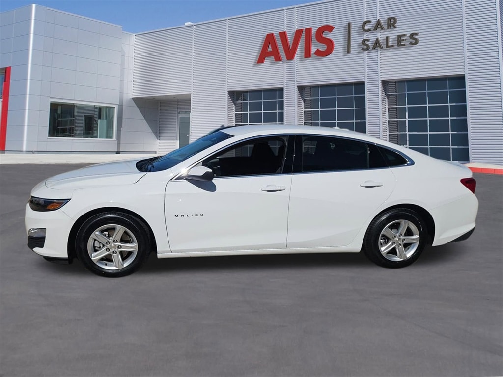 Thumbnail: 2024 Chevrolet Malibu - 2