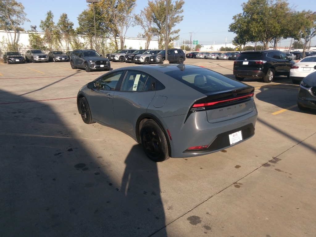 Thumbnail: 2025 Toyota Prius - 12