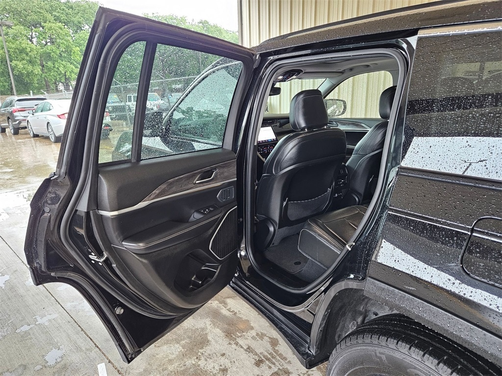 2023 Jeep Grand Cherokee 4xe 22