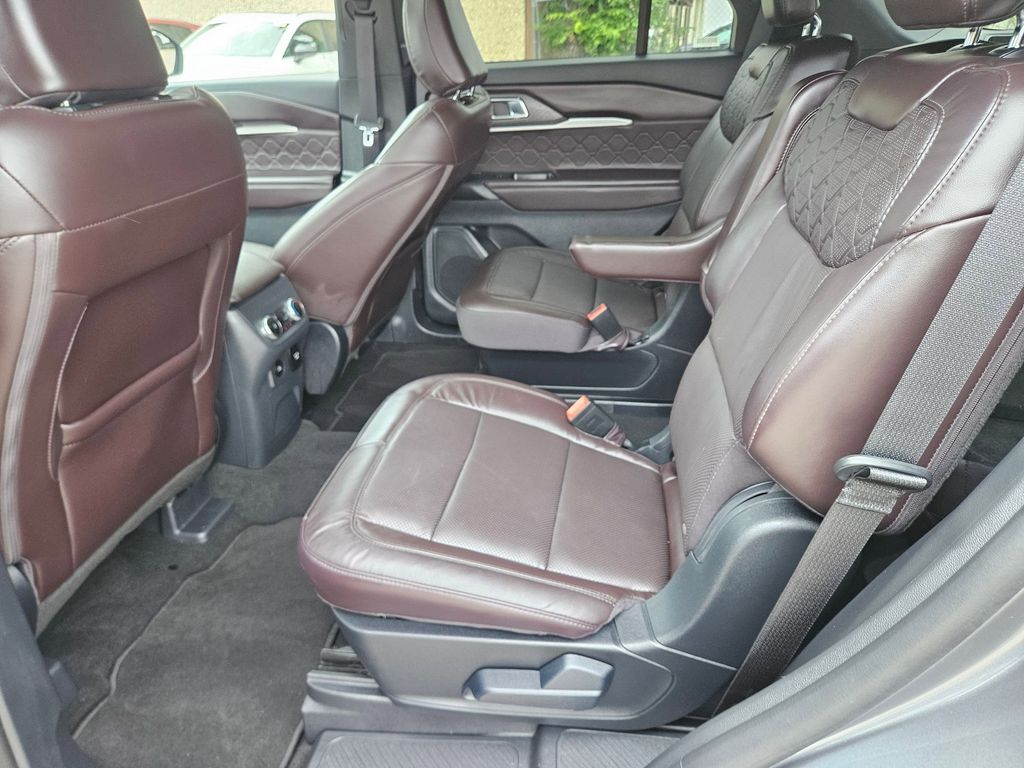 Thumbnail: 2025 Ford Explorer - 27