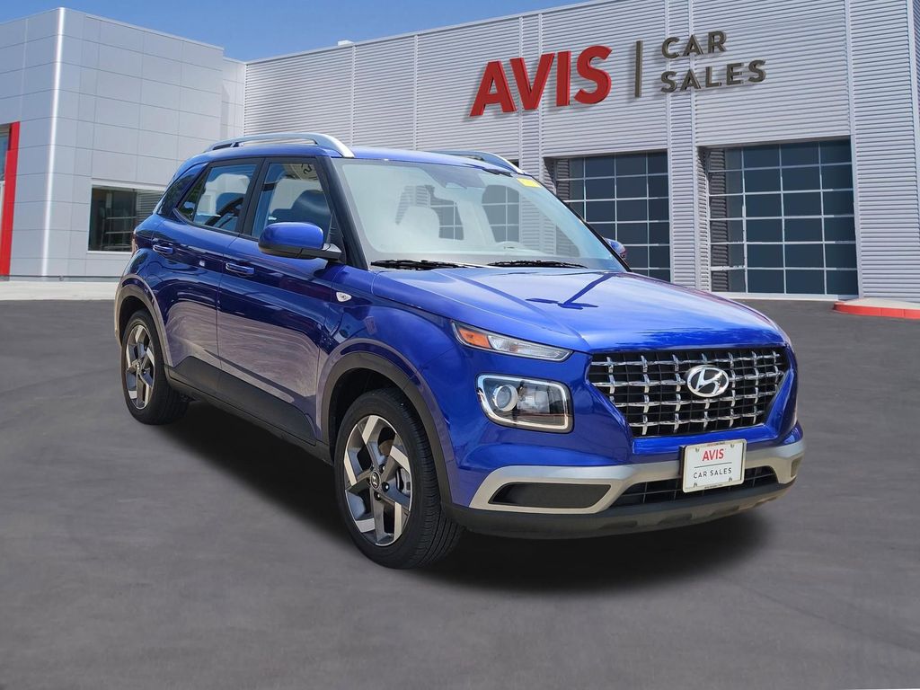 Thumbnail: 2025 Hyundai Venue - 9