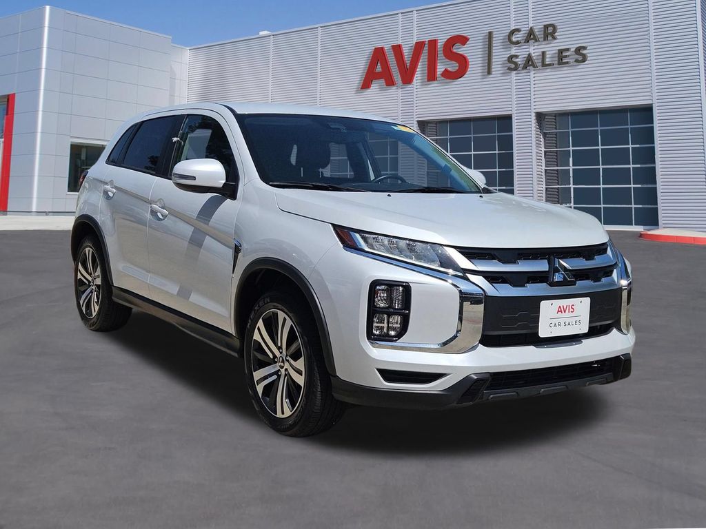 Thumbnail: 2025 Mitsubishi Outlander Sport - 9