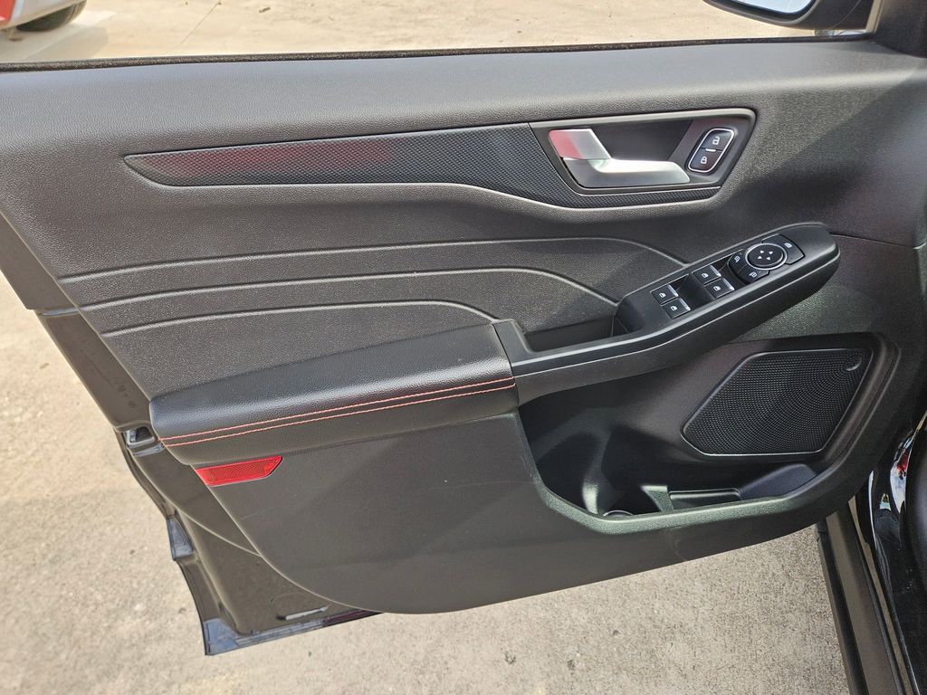 Thumbnail: 2025 Ford Escape - 14