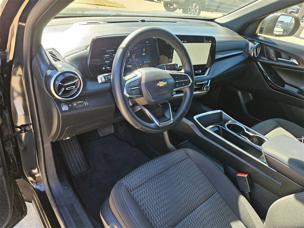 Thumbnail: 2025 Chevrolet Equinox - 13