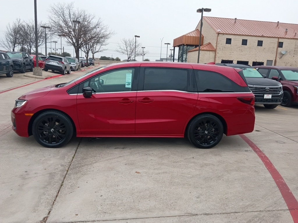 Thumbnail: 2025 Honda Odyssey - 3