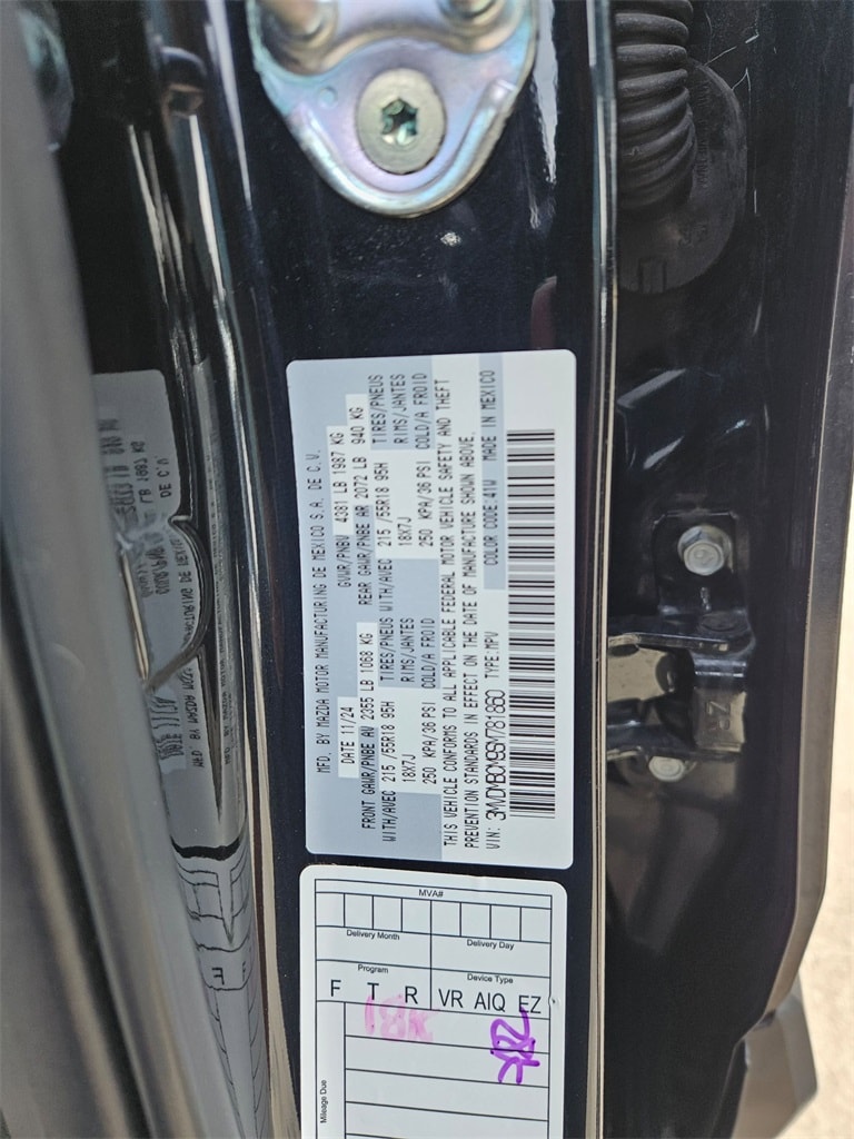 Thumbnail: 2025 Mazda CX-30 - 30