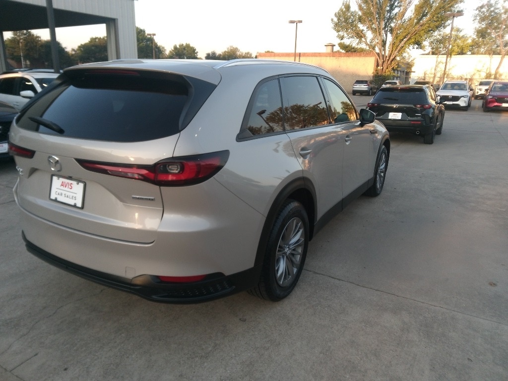 Thumbnail: 2024 Mazda CX-90 - 10