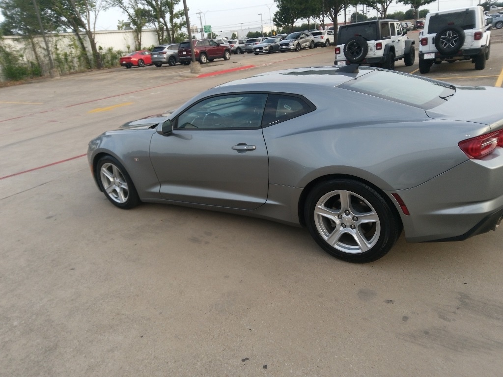Thumbnail: 2023 Chevrolet Camaro - 4