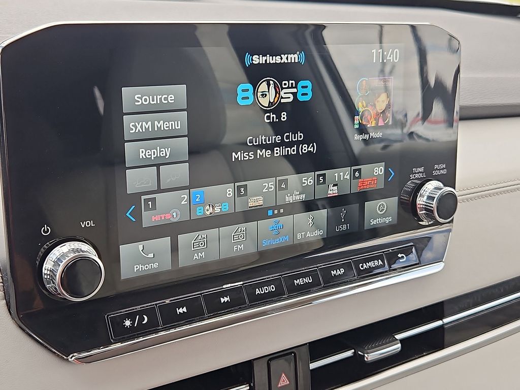 Thumbnail: 2024 Mitsubishi Outlander - 19