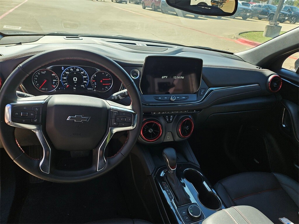 Thumbnail: 2025 Chevrolet Blazer - 14