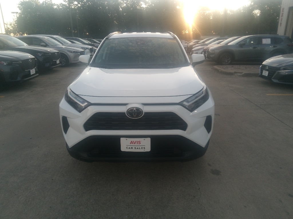 Thumbnail: 2025 Toyota RAV4 - 5