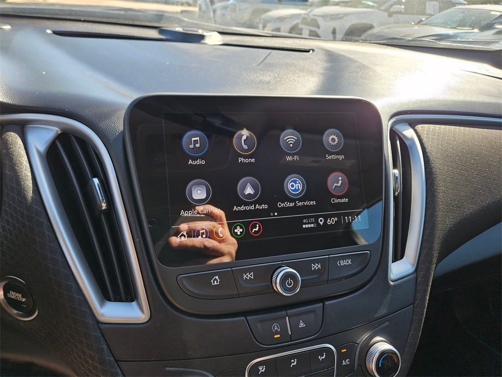 Thumbnail: 2023 Chevrolet Malibu - 21