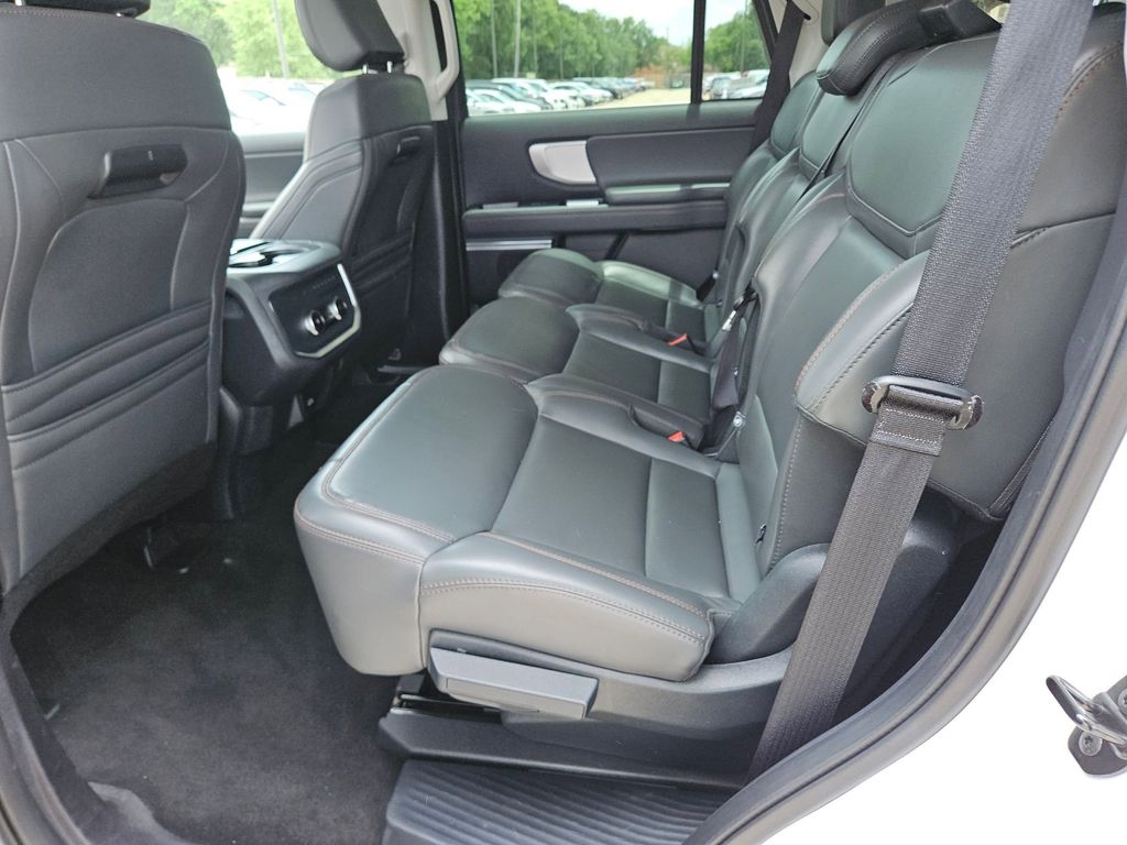 Thumbnail: 2025 Ford Expedition - 27