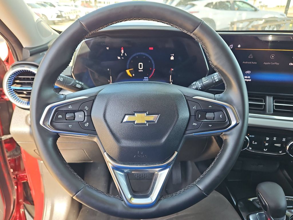Thumbnail: 2025 Chevrolet Trax - 23