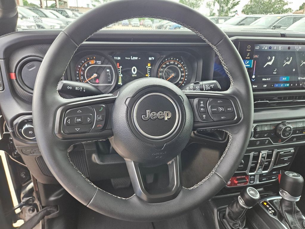 Thumbnail: 2025 Jeep Wrangler - 18