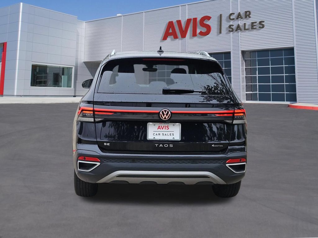 Thumbnail: 2025 Volkswagen Taos - 5