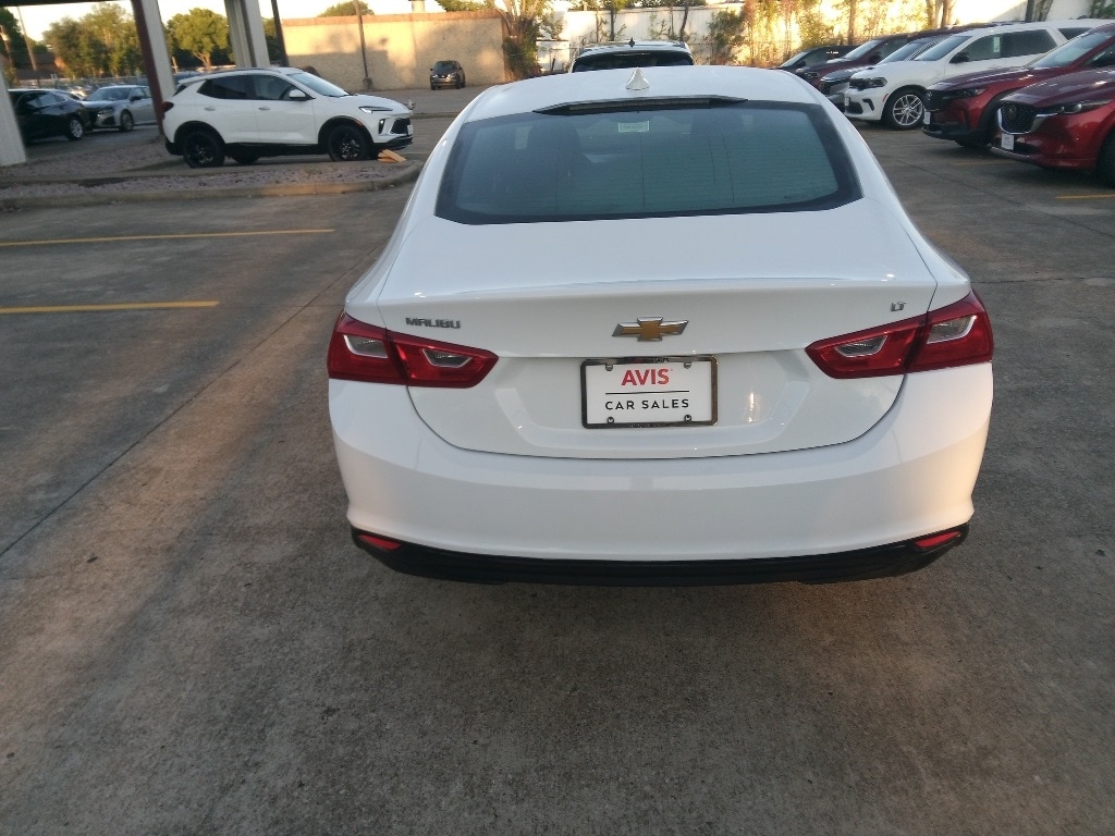 Thumbnail: 2023 Chevrolet Malibu - 5