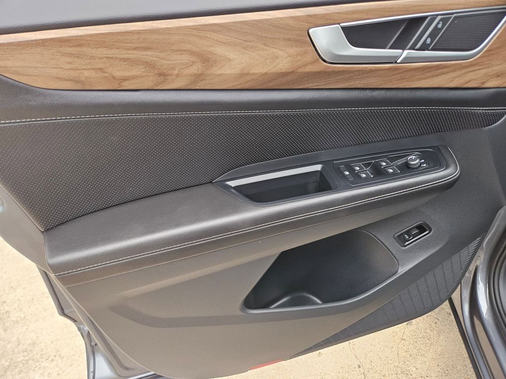 Thumbnail: 2025 Volkswagen Atlas - 14