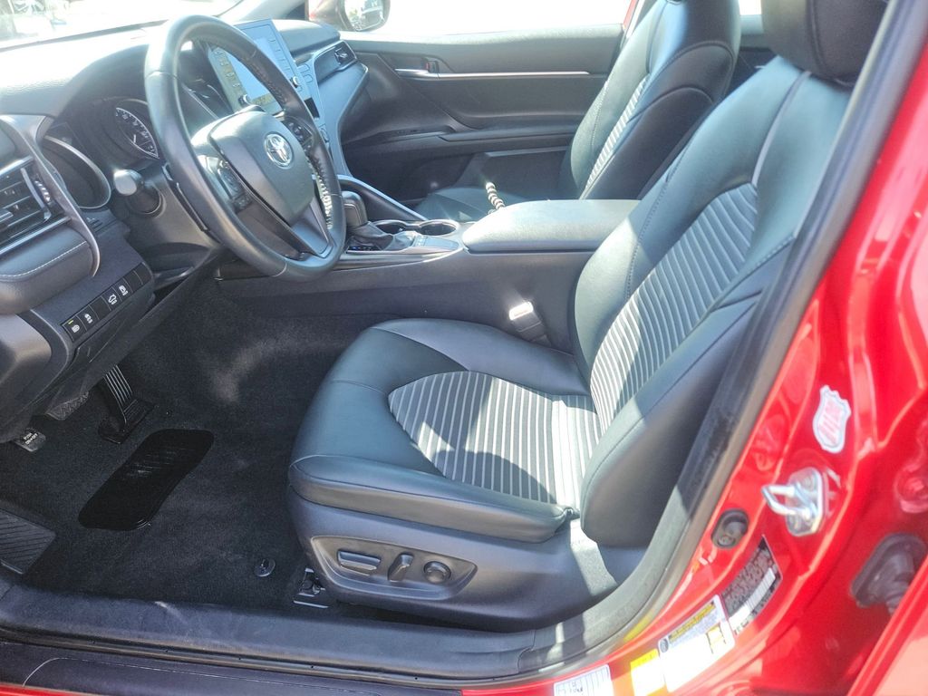 Thumbnail: 2024 Toyota Camry - 11