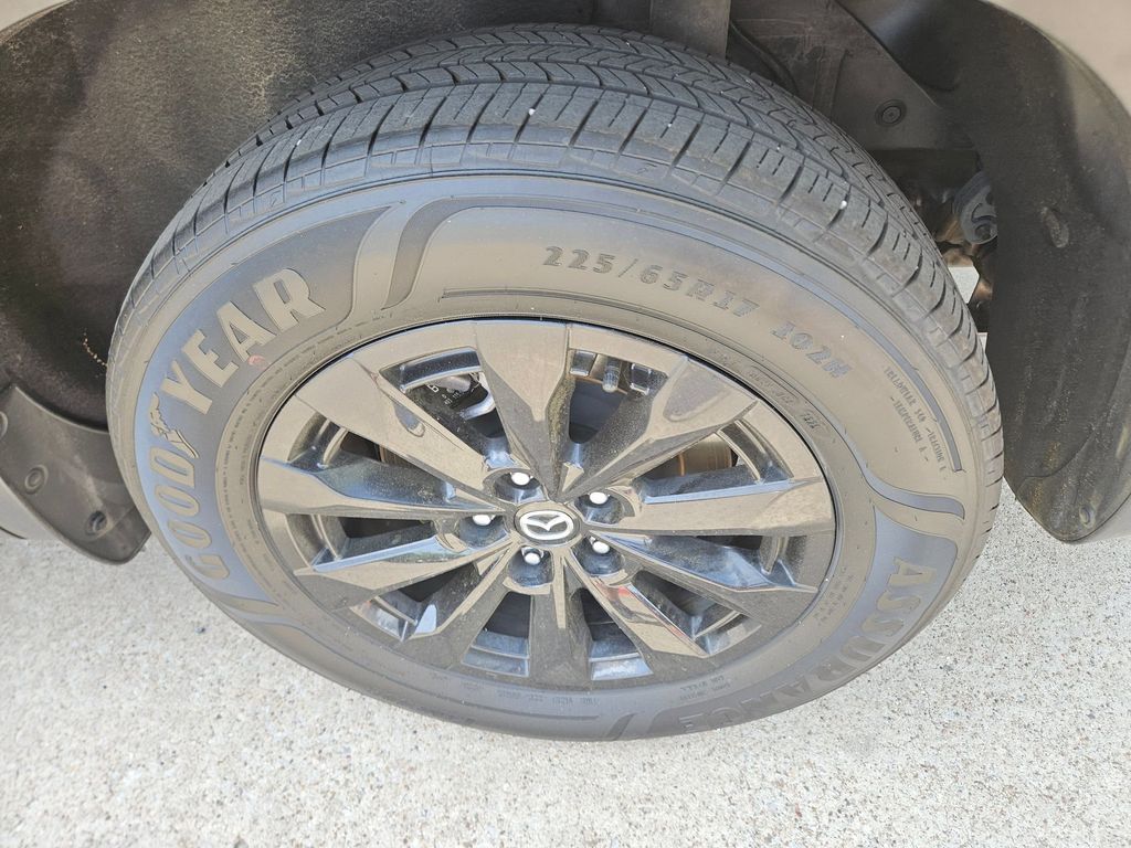 Thumbnail: 2025 Mazda CX-50 - 25