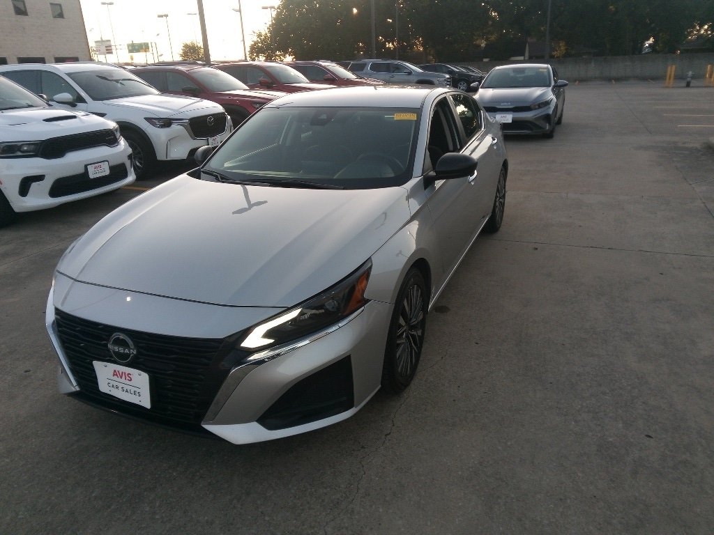 Thumbnail: 2024 Nissan Altima - 1